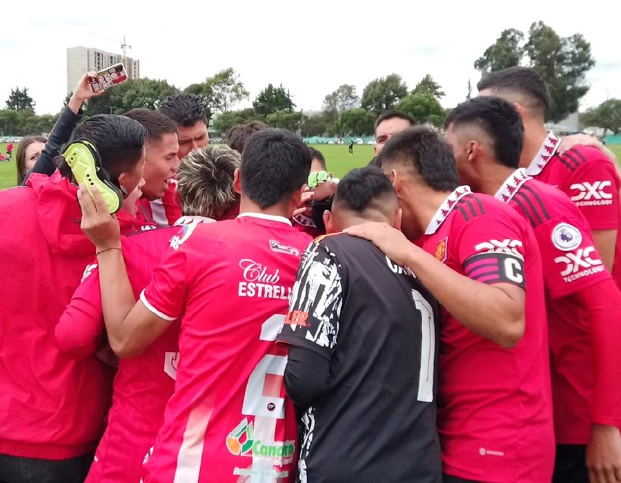 equipo de futbol 8 en Bogota