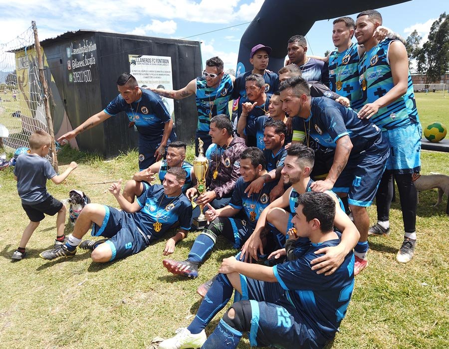 Jugador de futbol 8 en Bogotá